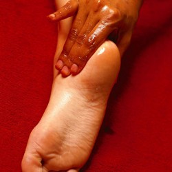 Massage des pieds au Royal Spa: la reflexologie plantaire